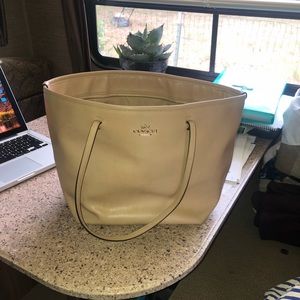Coach tote